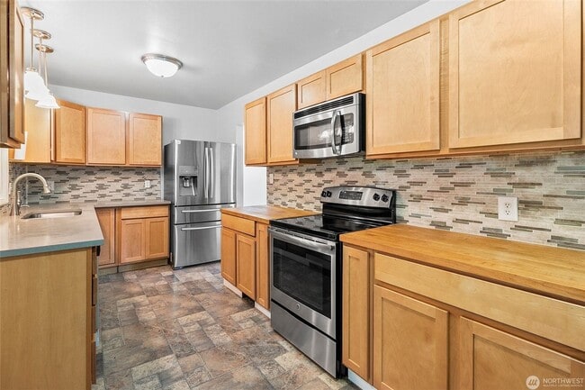 Photo - 1311 28th Pl SE