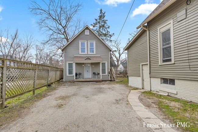 Building Photo - 1231 Terrace St Rental
