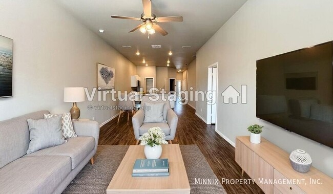 Building Photo - 2101 N Jayton Ave
