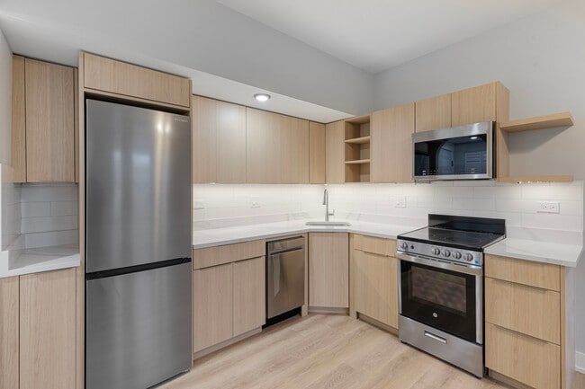 Photo - 1634 W Howard St Unit 202