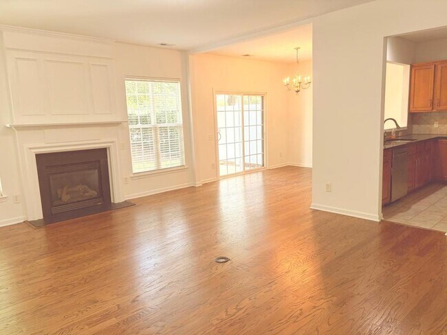 Photo - 9002 Bishop Crest Ln