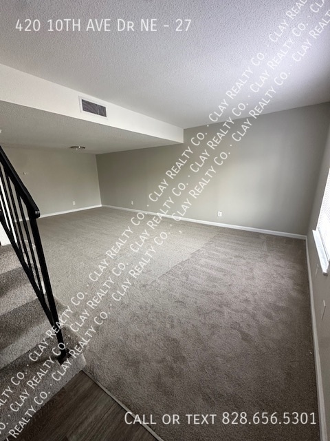 Building Photo - 420 10th Ave Dr NE Rental