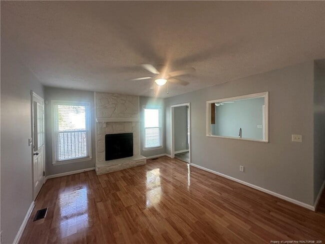 Photo - 9598 Holbrook Ln