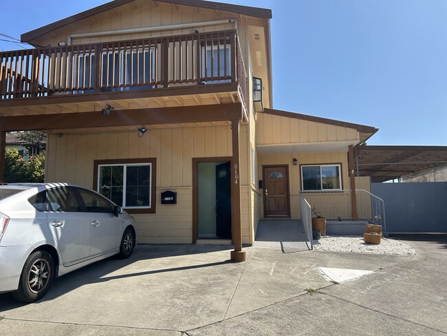 Photo - 6104 Bernhard Ave Unit Upper