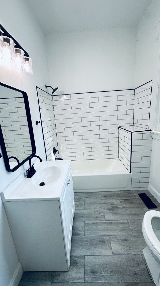 Full bathroom