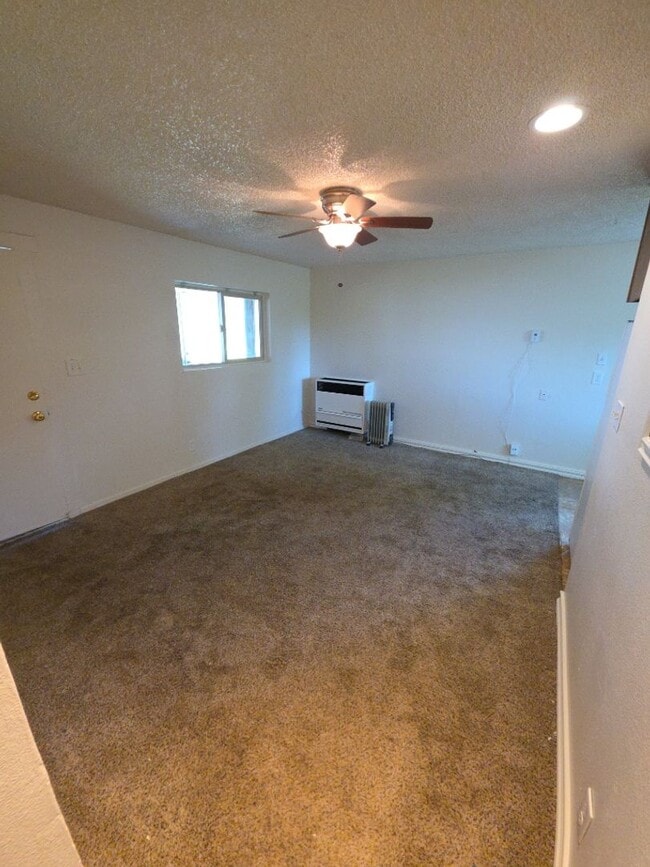 Photo - 2554 Beach Ln Unidad B
