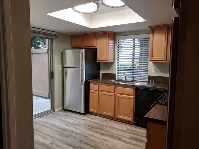 Photo - 4957 Del Monte Ave Unit A