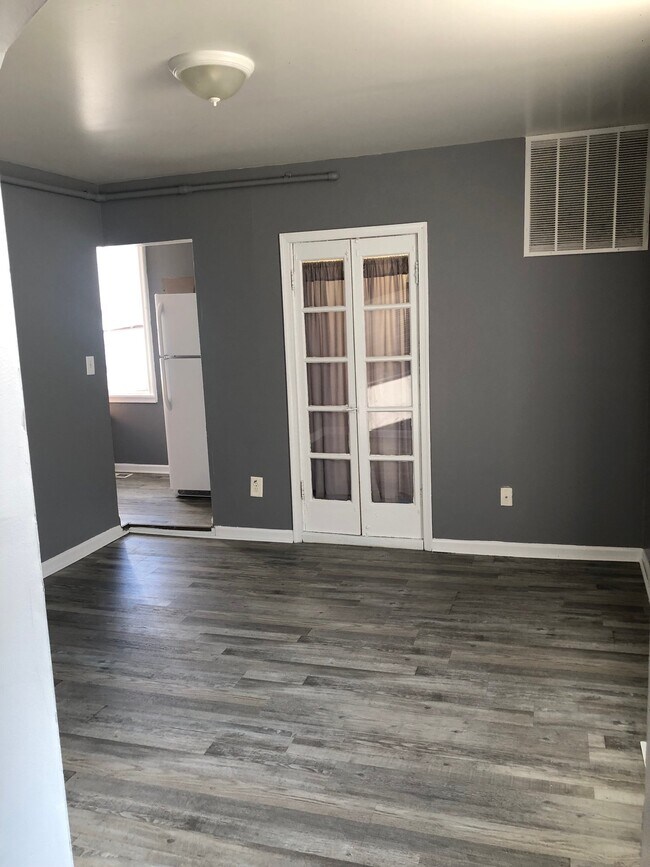 Photo - 4101 Fernhill Ave Unit 2W