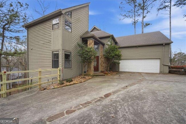 Building Photo - 530 Matterhorn Way