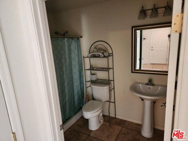 Photo - 3746 Paddock Way