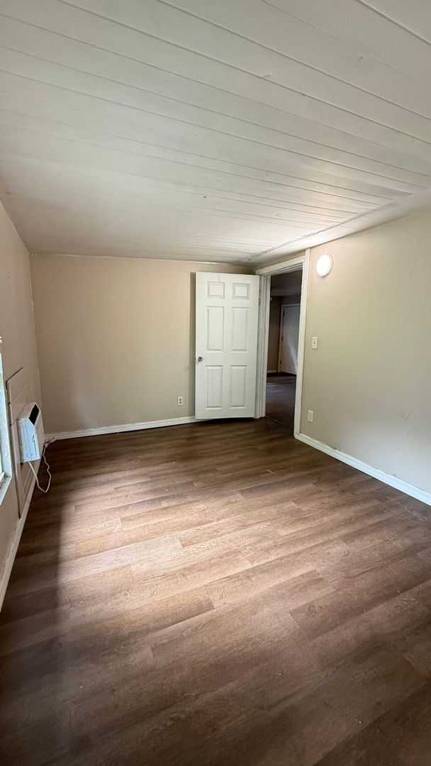 Photo - 113 Oleander Ave