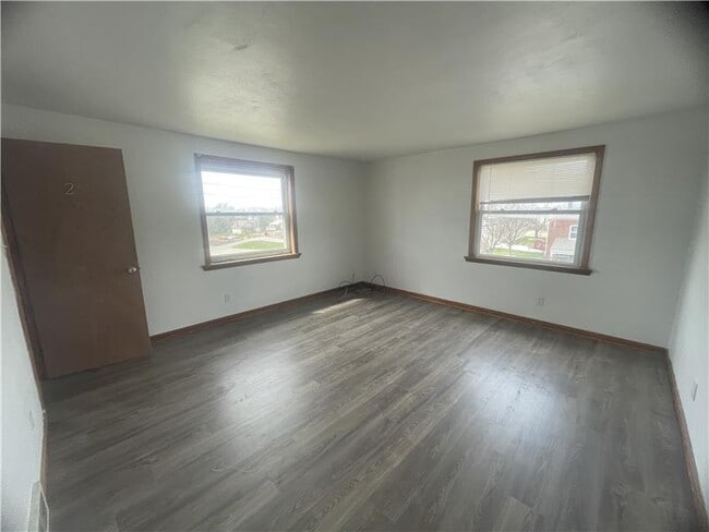 Photo - 160 Fernwood Rd Unit 2