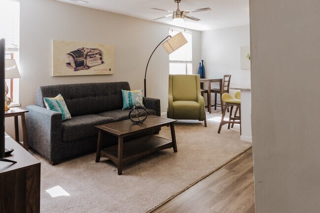615 N East St Unit SI ID1596516P