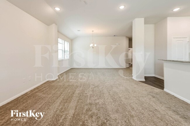 Photo - 14775 Country Club Dr