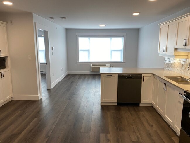 55 Forest Hill Rd
