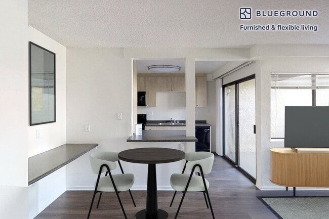 555 Paularino Ave Unit SI FL1-ID10257A