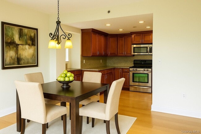1020 Warburton Ave Unit 7G