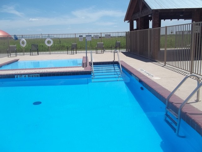 Photo - Geronimo Winds Townhomes