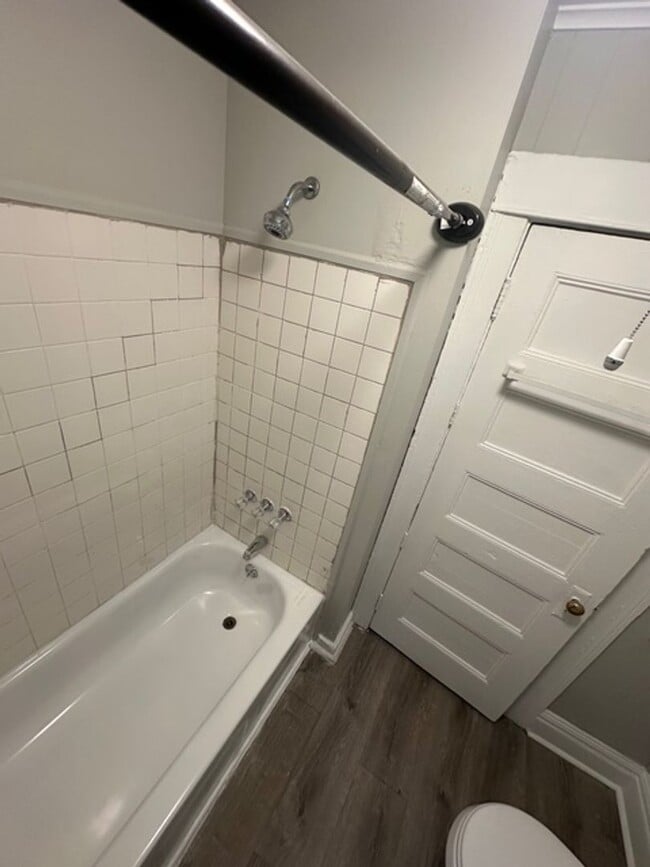 Photo - 142-144 Bowman St Unidad 144 Bowman St