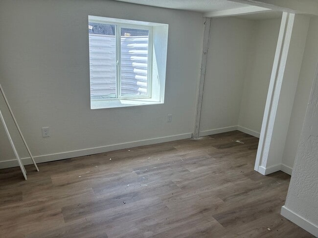 Photo - Garland Triplex Unit 1