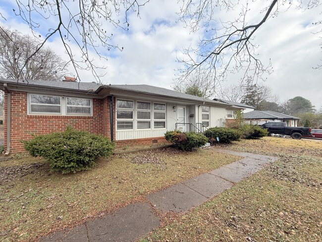 Photo - 2106 NW Sullivan Rd