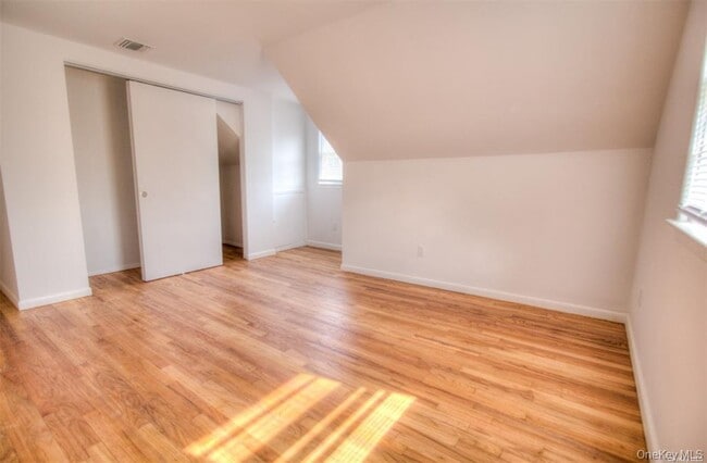 Photo - 11 Pulaski Pl Unit B