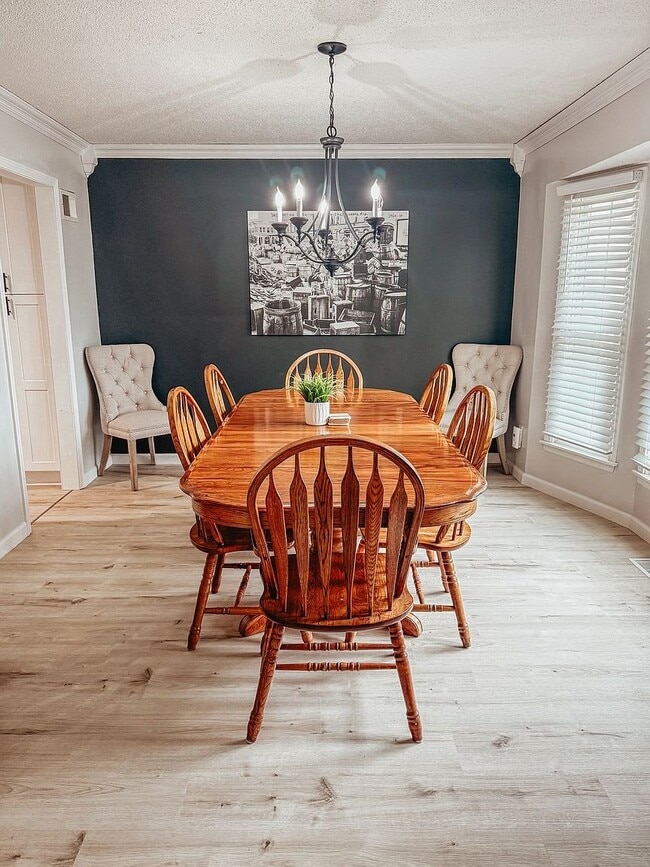 Photo - 8133 Swarner Dr