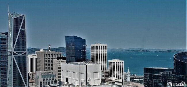 Building Photo - 425 1st St Rental