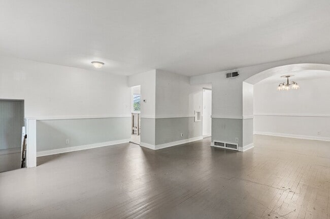 Photo - 2326 N Meade Ave