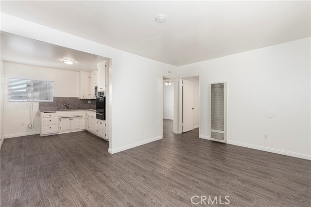 Photo - 1906 Carnegie Ln Unit A