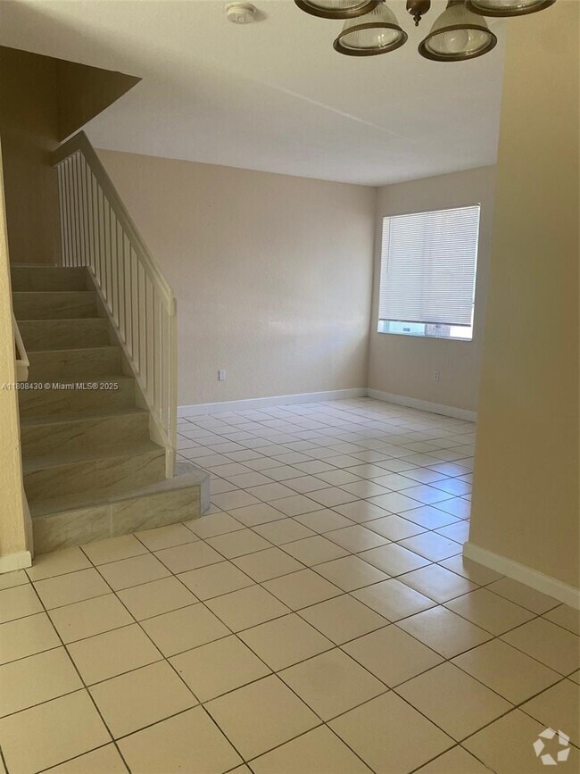 Building Photo - 1527 SE 24th Ct Rental