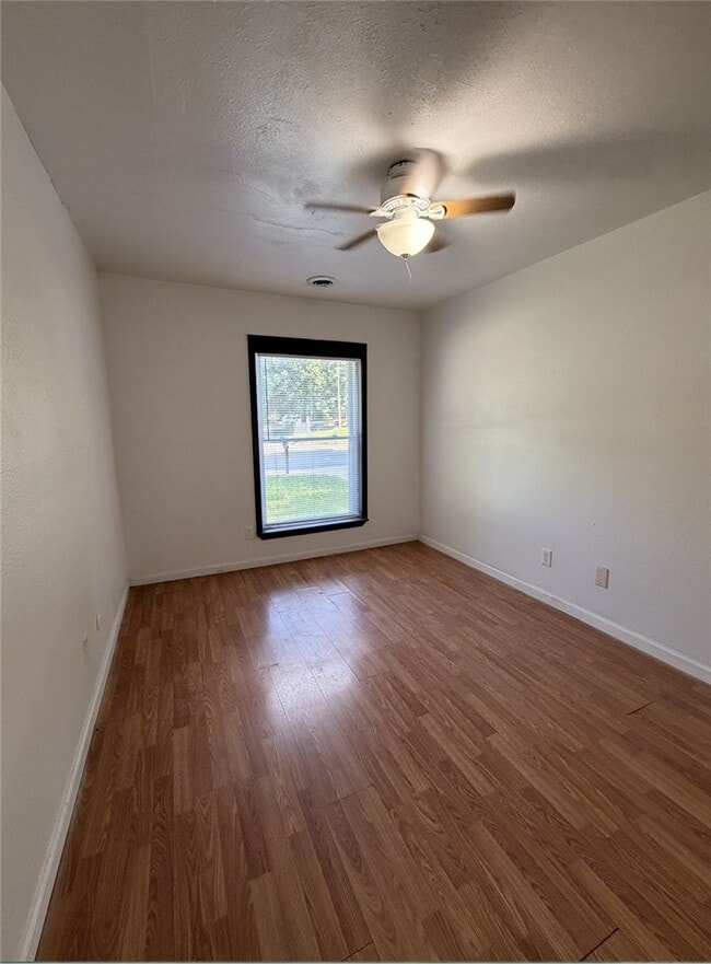 Photo - 217 E Adobe St