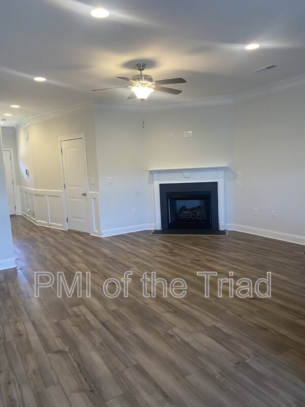 Photo - 3835 Thistleberry Rd