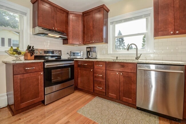 Photo - 30 Beecher Pl Unit 2