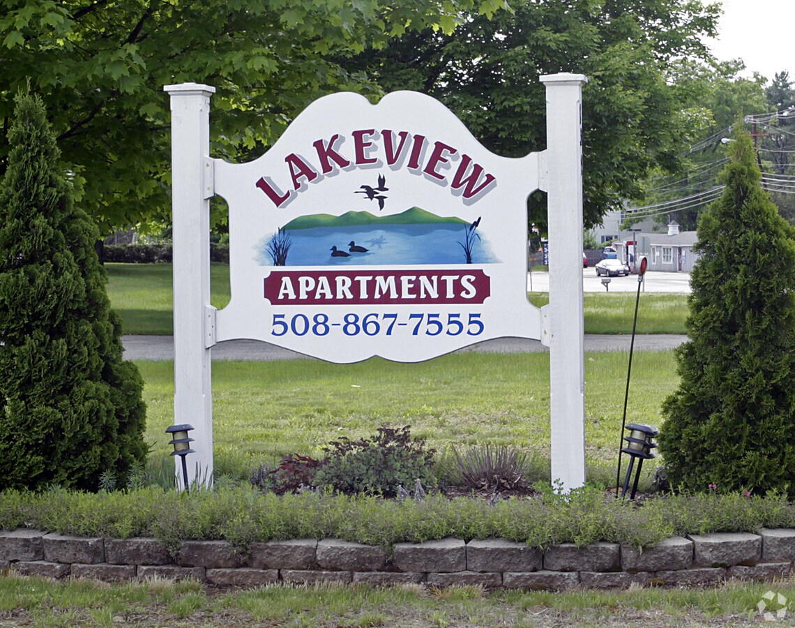 Lakeview Apartments - Lakeview Apartments