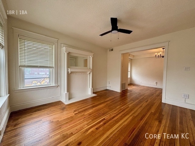 Building Photo - 1413 W 39th St Unit 1414-3W