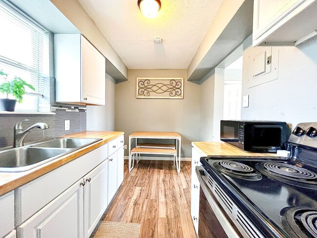 Photo - 1804 Morgan Ave Unit ID1268418P