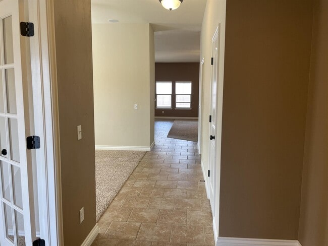 Photo - 2609 NW 182nd St