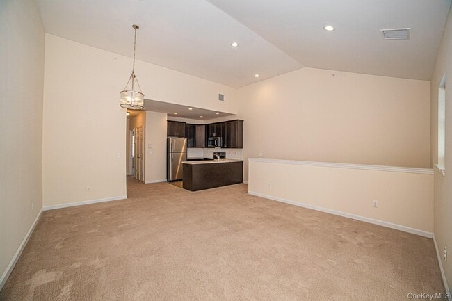 Photo - 24 Robert Ct