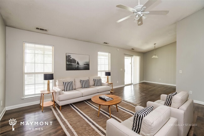 Photo - 258 Apache Dr