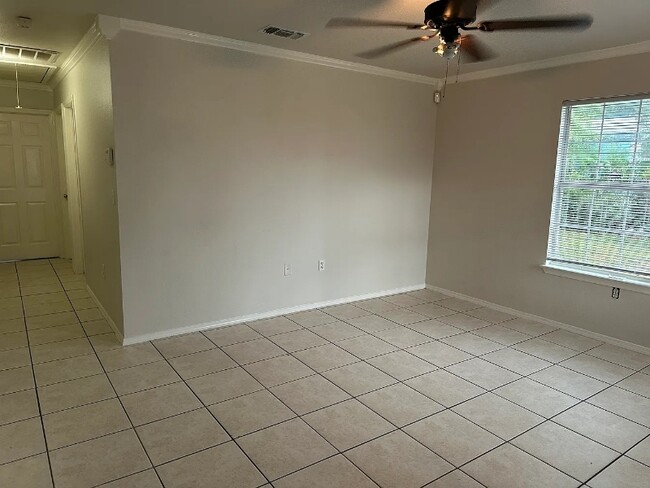 Photo - 16137 Martinez St Casa