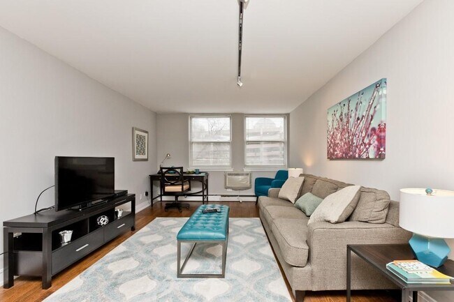 6401 North Sheridan Rd., Unit 15-0307, Chicago, IL 60626 - 6422 N Sheridan Rd Apartment Unit 15-0307