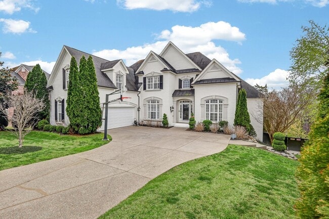 Photo - Beautiful 6BR Executive Brentwood Home with Pool