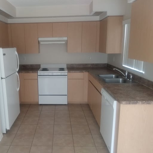 Building Photo - 7465 Canterbury St Unit 7465