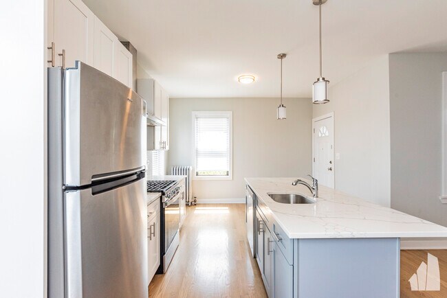 Photo - 3923 N Keeler Ave Unit 1s