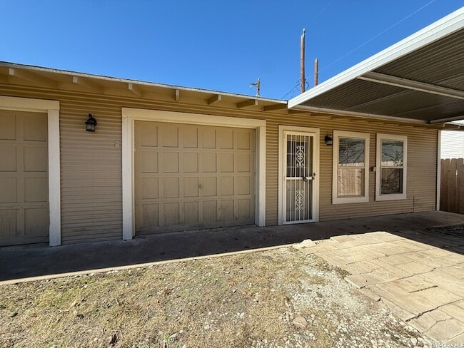 Photo - 269 E Rosewood Ave