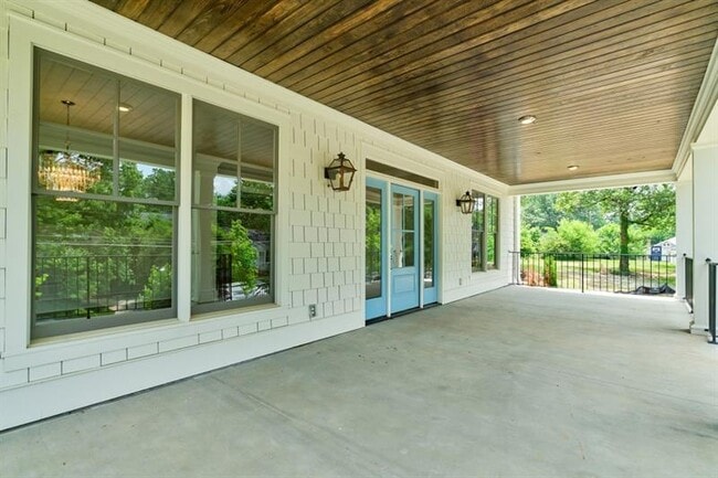 Photo - 1375 Wessyngton Rd NE