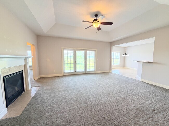 3813 Liberty Cir