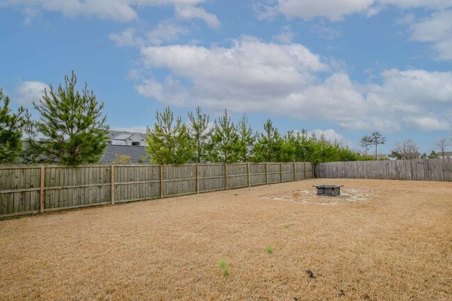 Photo - Spacious 3-Bed, 2.5-Bath Modern Home w/ 3-Car Garage in Highcroft – Close to Fort Bragg!