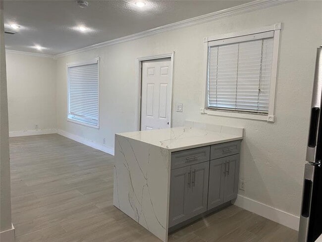 Photo - 7700 Northwest 33rd Street